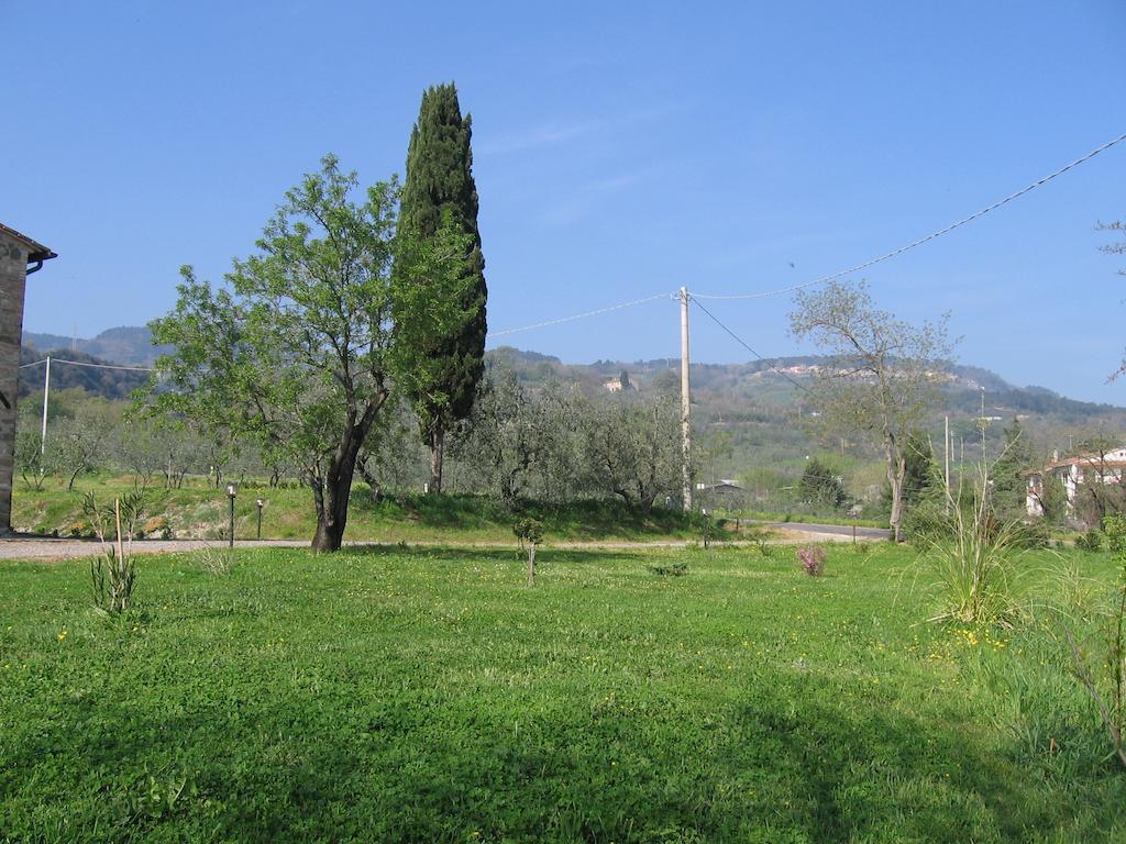 Casa Il Ponte Apartment Chianni Ruang foto