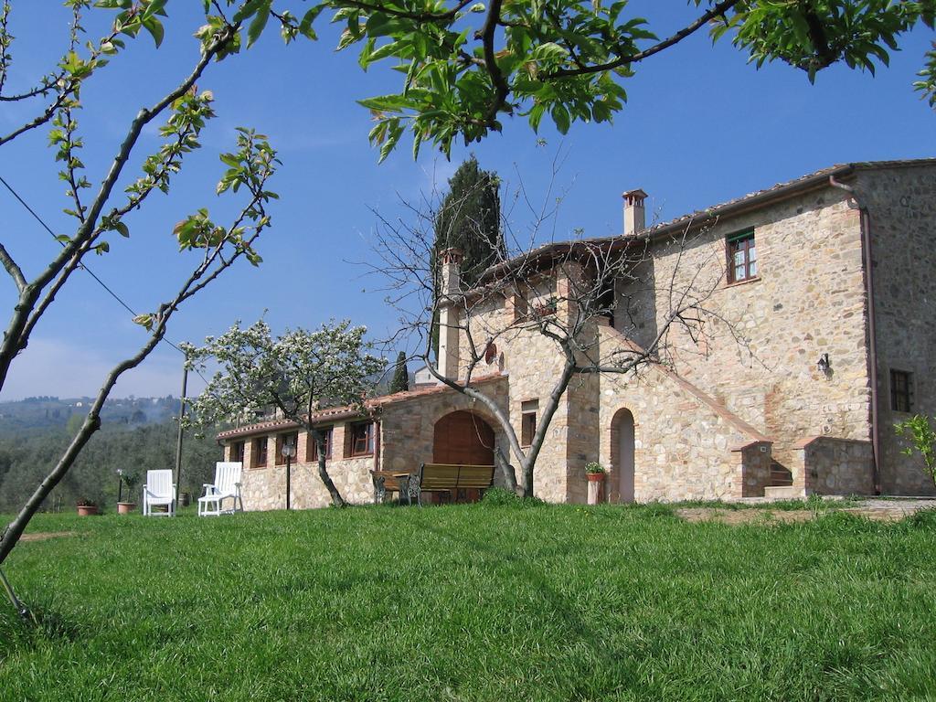 Casa Il Ponte Apartment Chianni Ruang foto