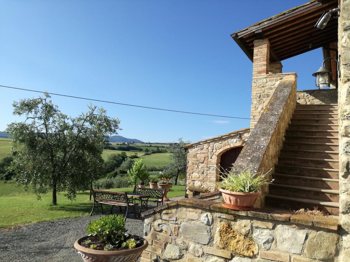 Casa Il Ponte Apartment Chianni Bagian luar foto